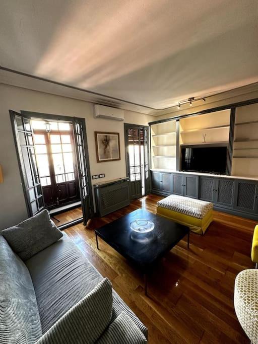 Apartamento Con Parking En Centro De Madrid-Chamberi Apartment Bagian luar foto